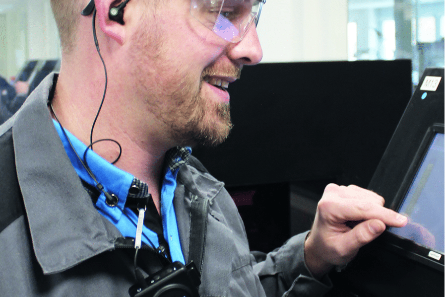 L&rsquo;oreillette de Cotral Lab permet de communiquer dans le bruit – Electronique