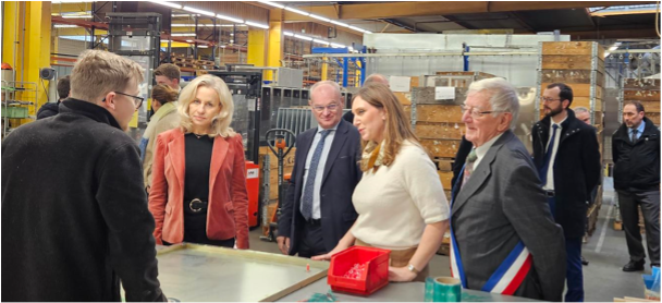 L’apprentissage, sujet phare de la visite monistérielle chez Atos