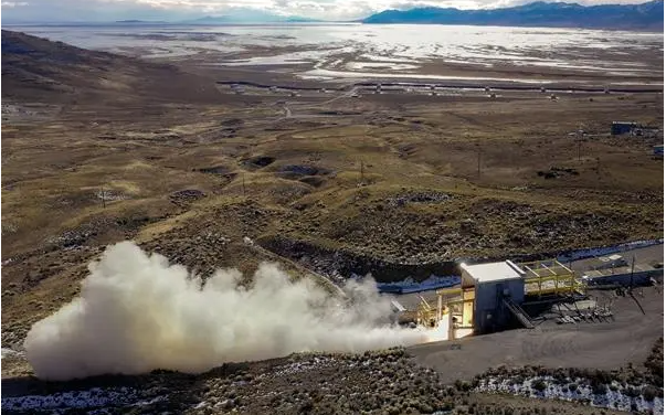 La fabrication additive et autres procédés permettent à Northrop Grumman de réduire de 75 % les délais de fabrication de son moteur-fusée