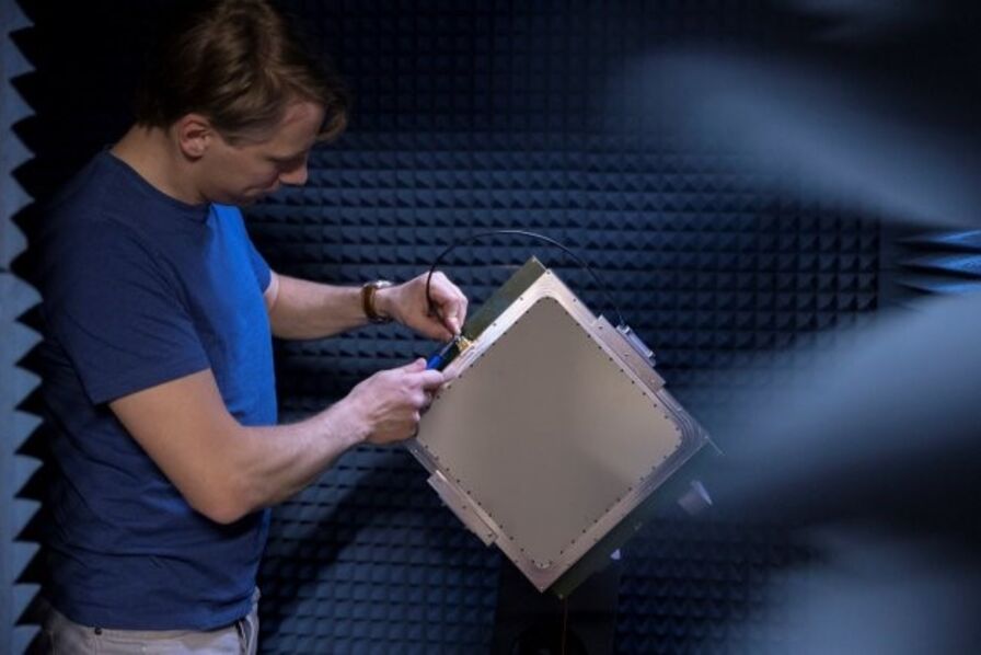 Avec son antenne intelligente, Greenerwave veut simplifier l&rsquo;arrivée du wifi dans les avions