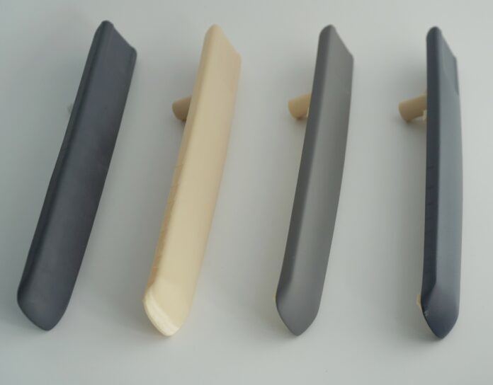 La compagnie aérienne polonaise installe des brassards imprimés en 3D sur sa flotte de Boeing 737