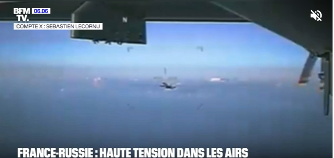 Un avion de chasse russe frôle un drone français, Sébastien Lecornu dénonce une « action agressive »