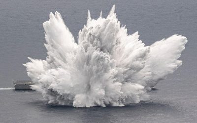 La Marine nationale a fait exploser une mine près de la frégate « Courbet » lors d’un « essai de choc »