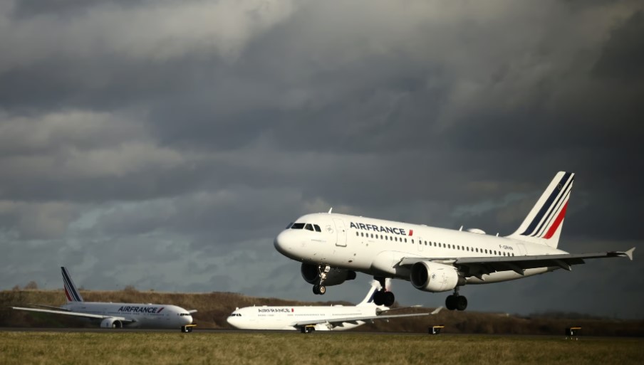 Carburants d&rsquo;aviation durables : le gouvernement débloque enfin Carb Aero mais divise l&rsquo;enveloppe par deux