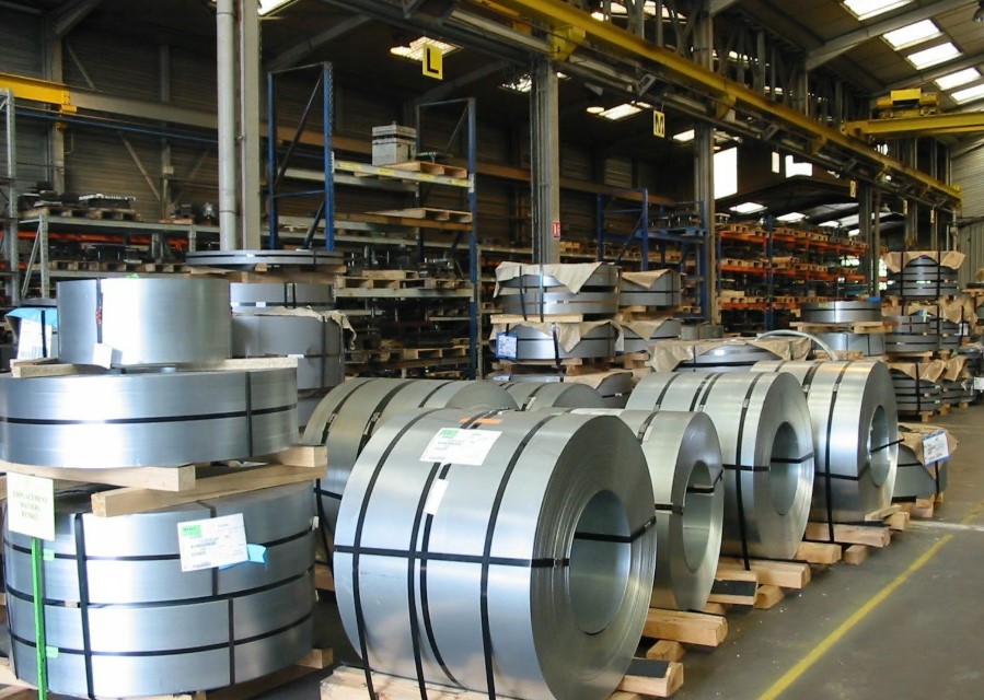 La crise de l&rsquo;automobile pousse les entreprises à se spécialiser dans la défense