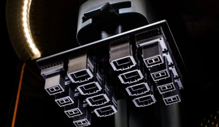 Pourquoi la technologie d’impression 3D DLS est-elle idéale pour l’aérospatiale ?