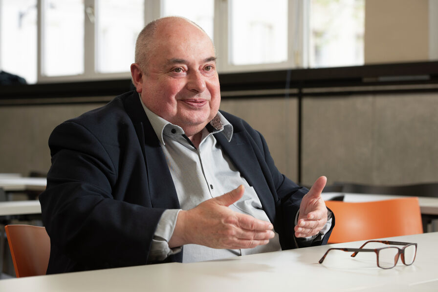 «Le low cost est une révolution pour les industriels de l’armement», remarque Jean-Pierre Maulny, directeur adjoint de l&rsquo;Iris