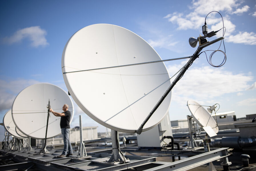 Près de Caen, Safran ajoute l&rsquo;orbite basse à son service de surveillance de satellites WeTrack