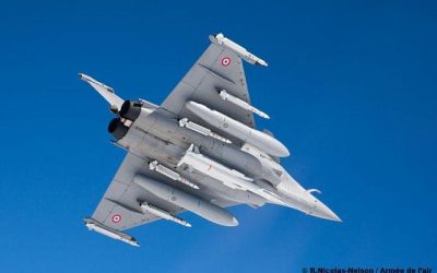 M. Macron se dit prêt à discuter du déploiement d’armes nucléaires françaises dans d’autres pays européens