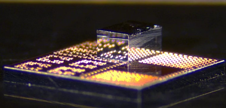 De nouvelles puces 3D pourraient rendre l’électronique plus rapide et plus économe en énergie